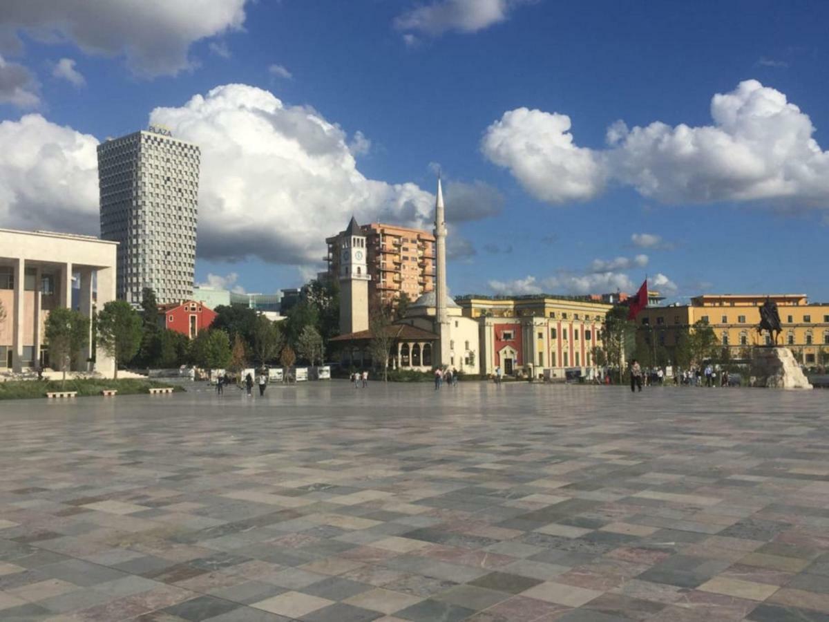 "Tata'S Home"! Tiranë Luaran gambar